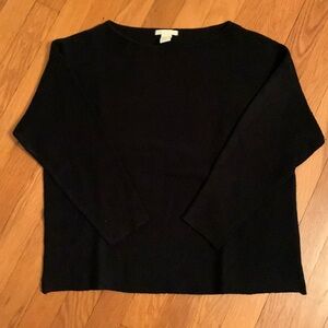 H&M women’s boatneck sweater with 3/4 length sleeves.  Size XS.